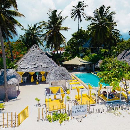 Pili Pili Palm Beach Джамбиани Екстериор снимка
