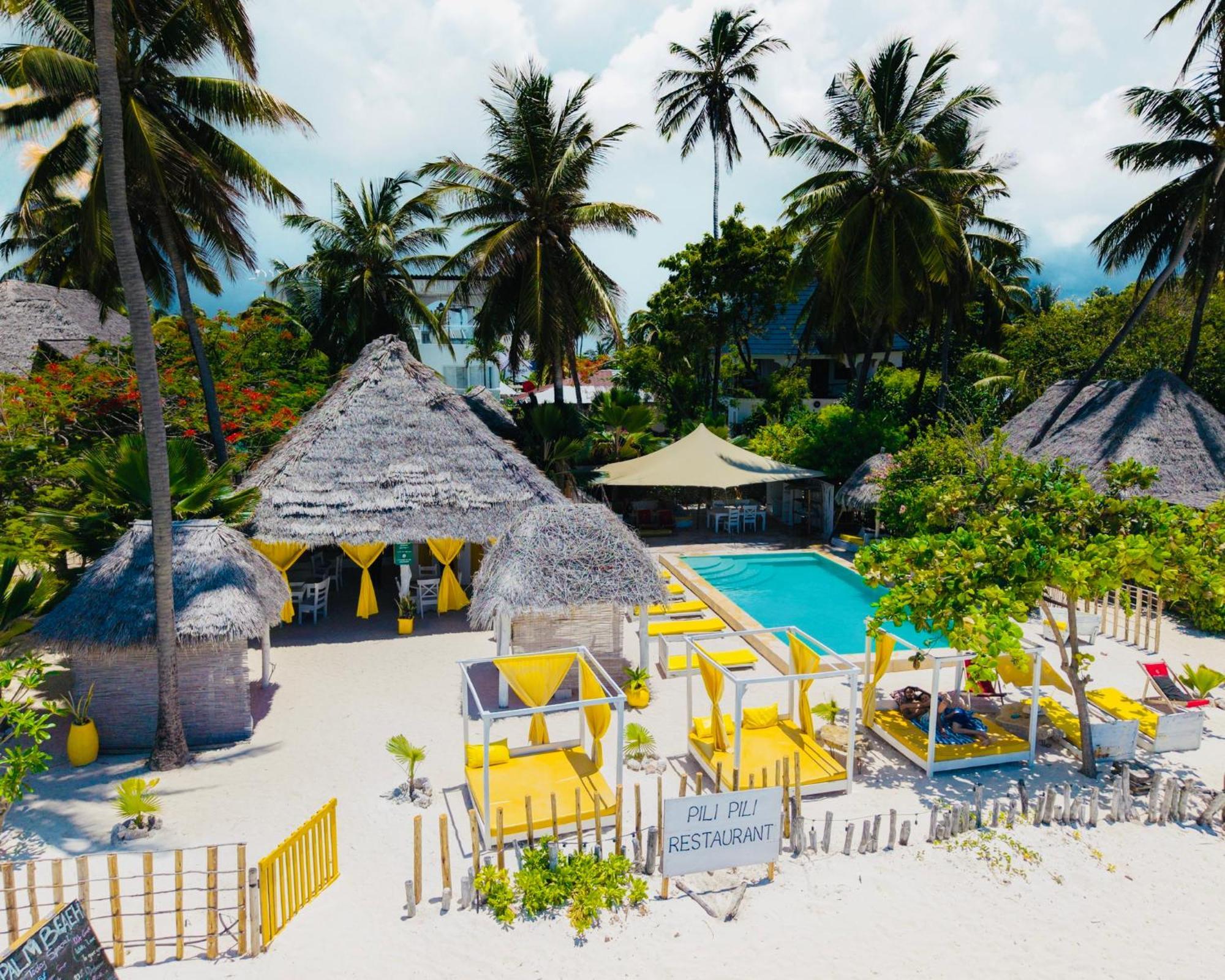 Pili Pili Palm Beach Джамбиани Екстериор снимка