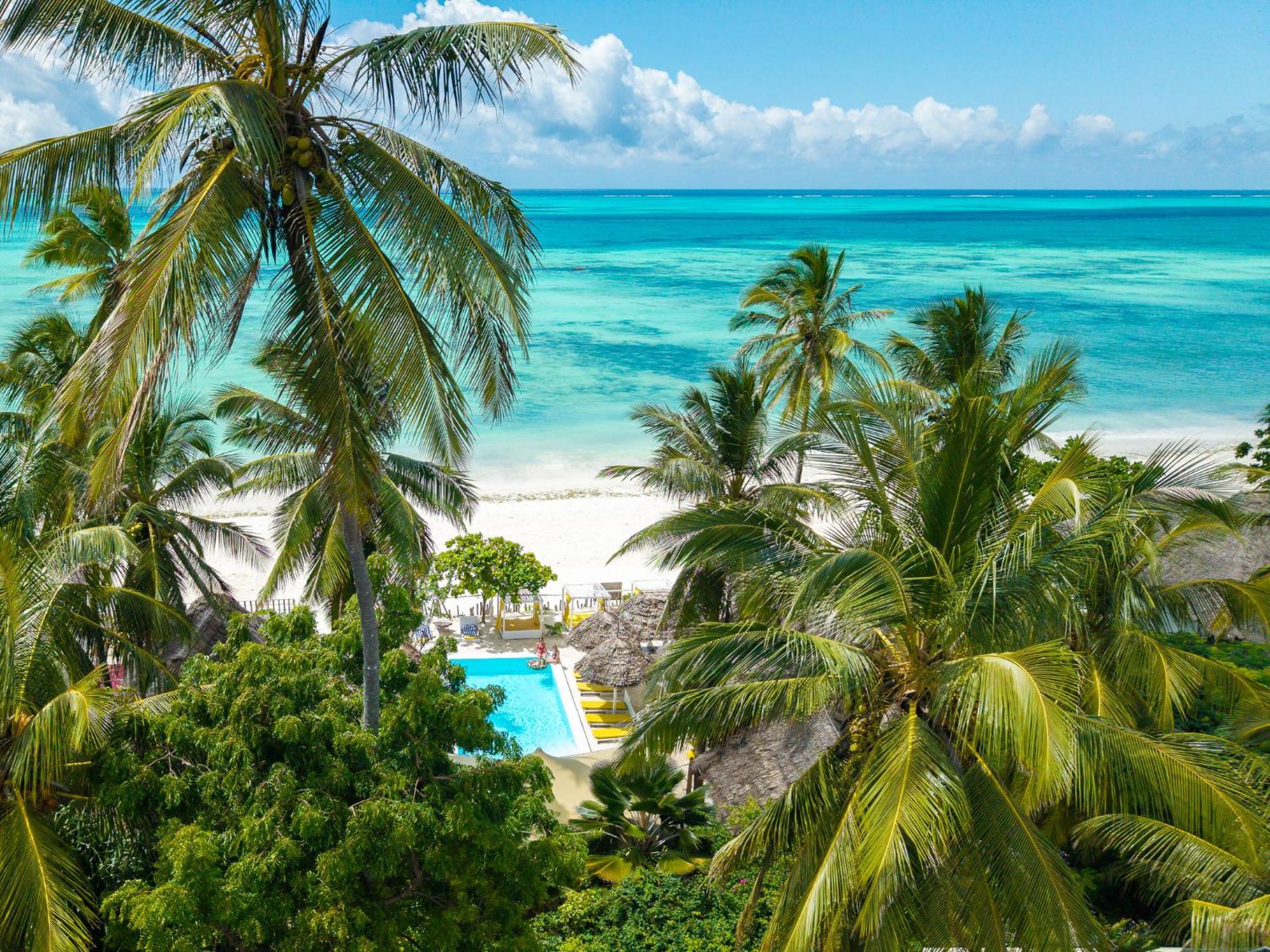Pili Pili Palm Beach Джамбиани Екстериор снимка
